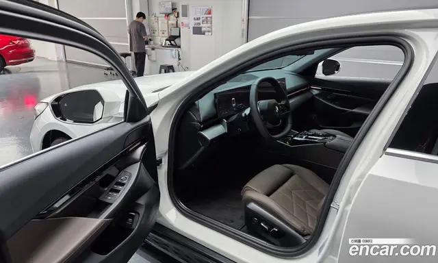 BMW 5 серия 2024 2.0 АКПП, миниатюра 10