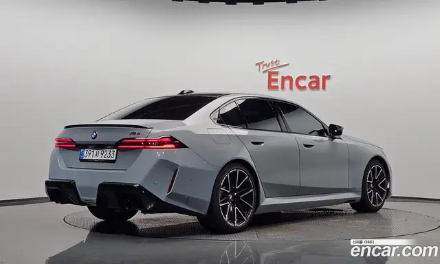 BMW M5, 2026, 10 348 км