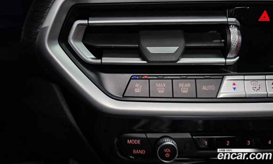 BMW X4 2025 2.0 АКПП, фото 17