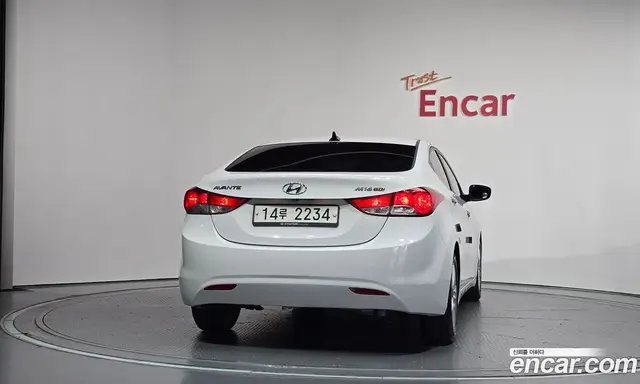 Hyundai Avante 2011 1.6 АКПП, миниатюра 4
