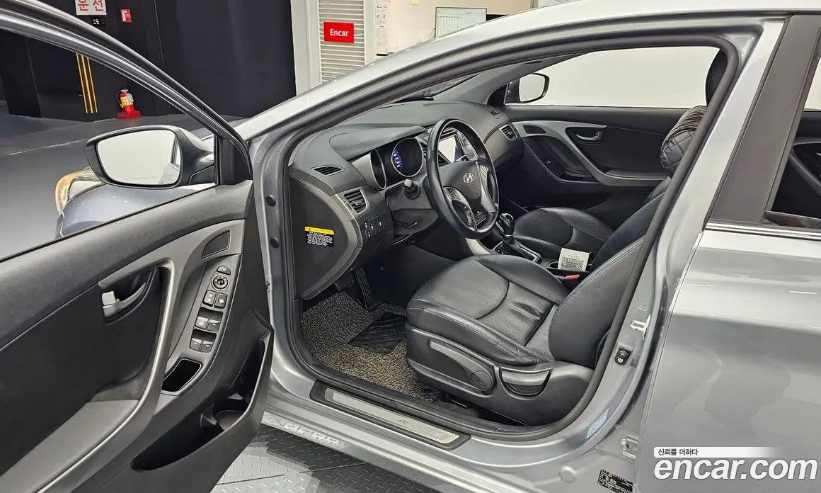 Hyundai Avante 2015 1.6 АКПП, фото 13
