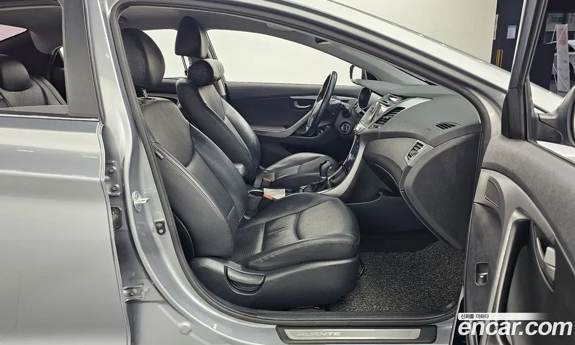 Hyundai Avante 2015 1.6 АКПП, фото 17
