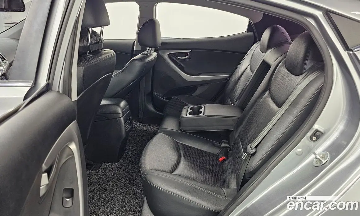 Hyundai Avante 2015 1.6 АКПП, фото 18