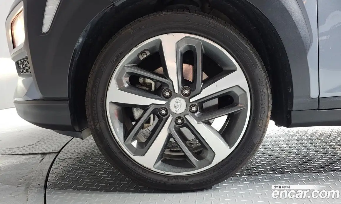 Hyundai Kona 2018 1.6 АКПП, фото 5