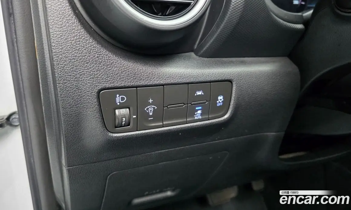 Hyundai Kona 2018 0.2 АКПП, фото 17