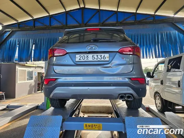 Hyundai Santa Fe 2016 2.2 АКПП, миниатюра 2