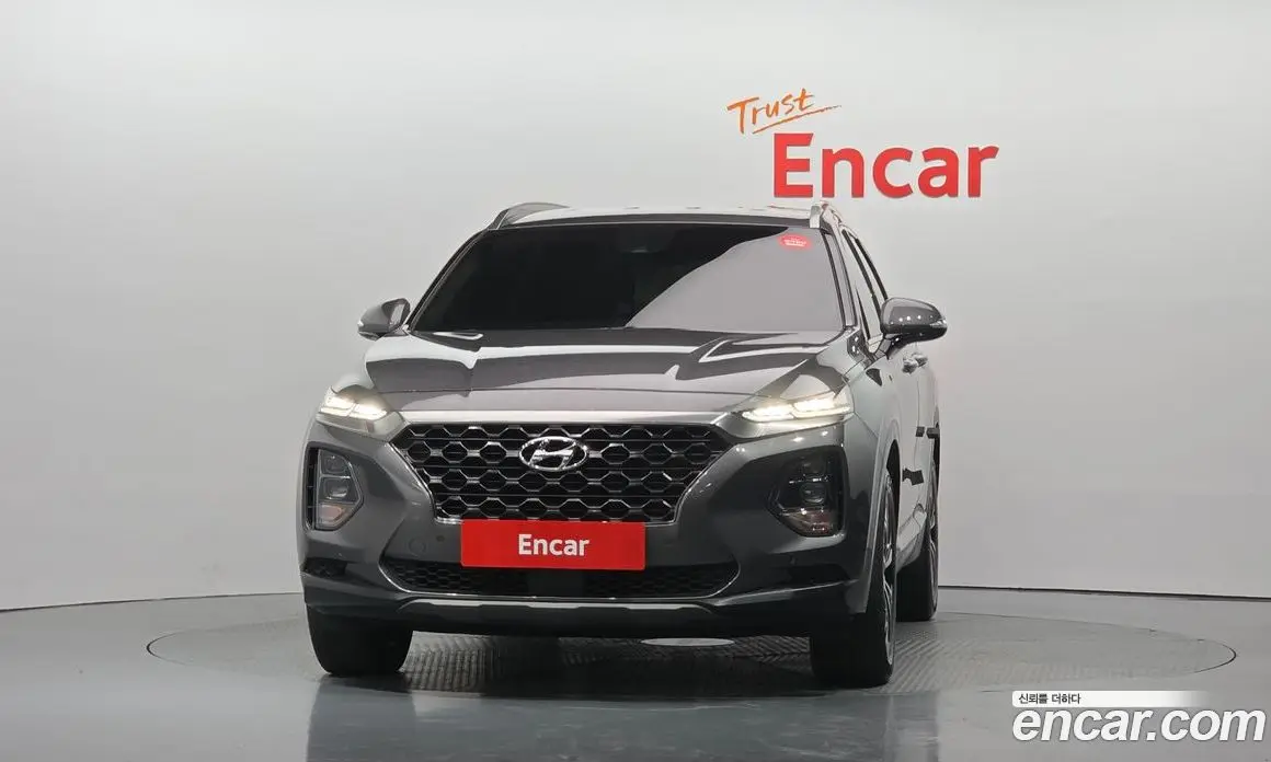 Hyundai Santa Fe 2019 2.2 АКПП, фото 3 Hyundai Santa Fe 2019 2.2 АКПП, фото 3