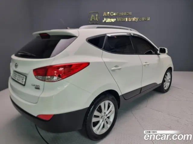 Hyundai Tucson 2010 2.0 АКПП, миниатюра 2