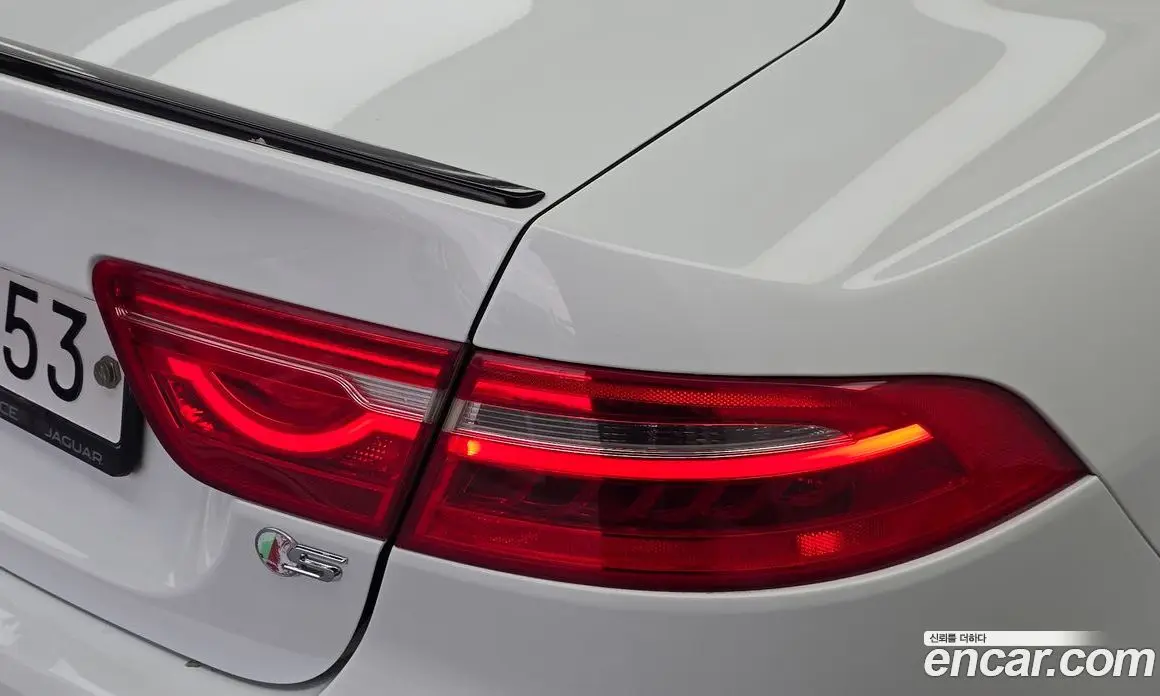 Jaguar XE 2016 3.0 АКПП, фото 9 Jaguar XE 2016 3.0 АКПП, фото 9