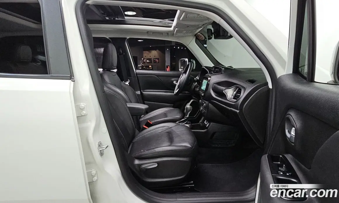 Jeep Renegade 2022 1.3 АКПП, фото 17
