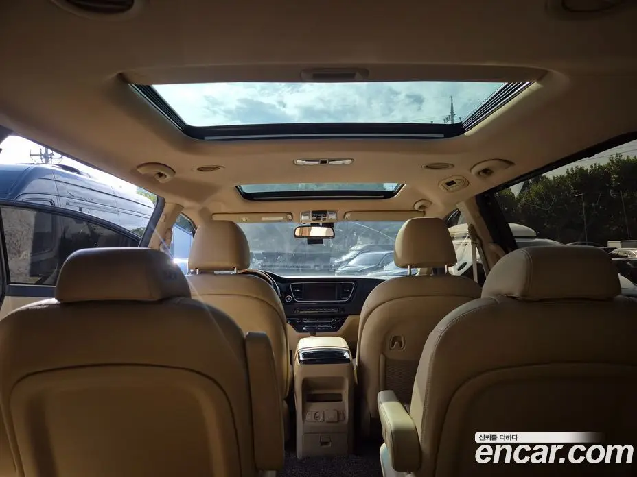 Kia Carnival 2019 2.2 АКПП, фото 13