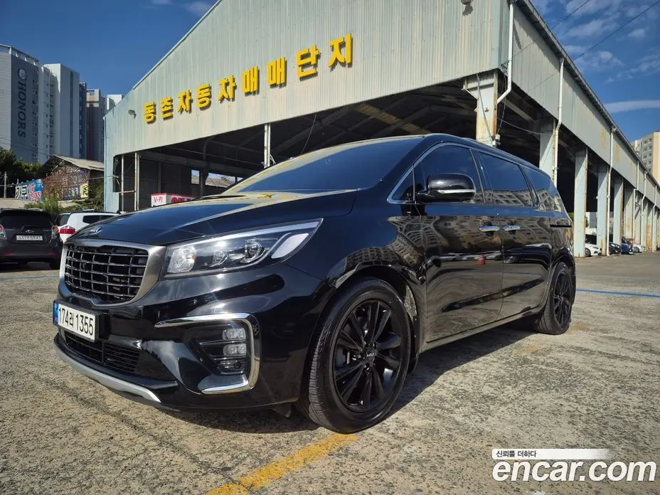 Kia Carnival 2019 2.2 АКПП, фото 3
