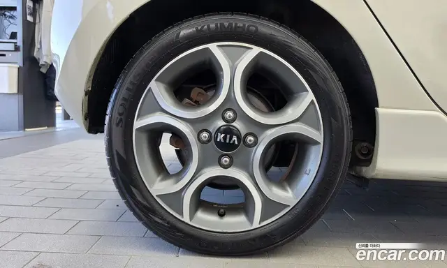 Kia Morning 2013 1.0 МКПП, миниатюра 5