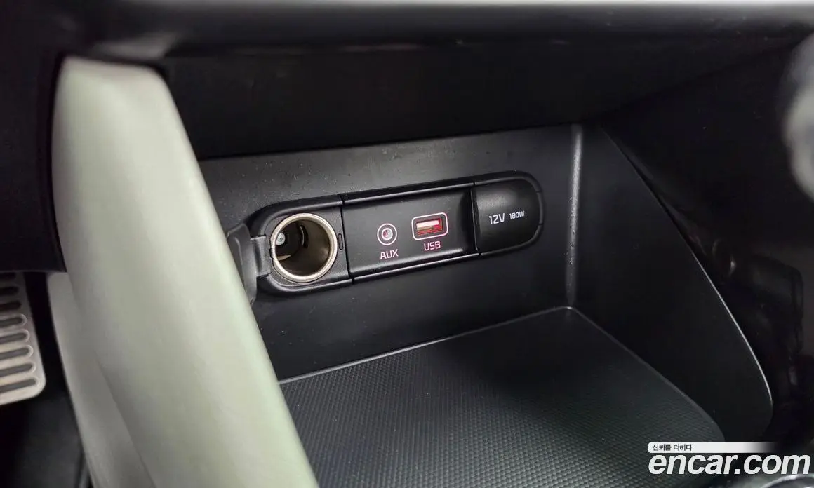 Kia Niro 2016 1.6 АКПП, фото 13