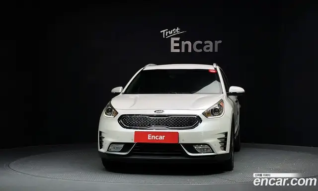 Kia Niro 2016 1.6 АКПП, миниатюра 3