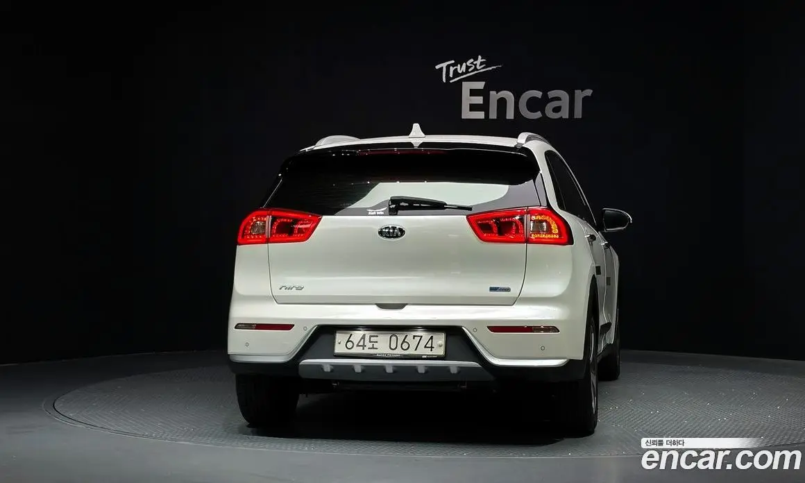 Kia Niro 2016 1.6 АКПП, фото 4