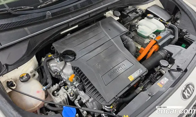 Kia Niro 2016 1.6 АКПП, миниатюра 6