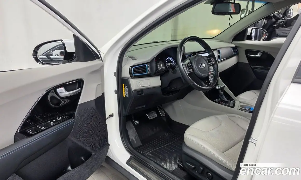 Kia Niro 2016 1.6 АКПП, фото 10