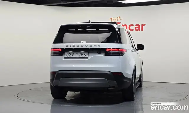 Land Rover Discovery 2018 2.0 АКПП, миниатюра 4 Land Rover Discovery 2018 2.0 АКПП, миниатюра 4