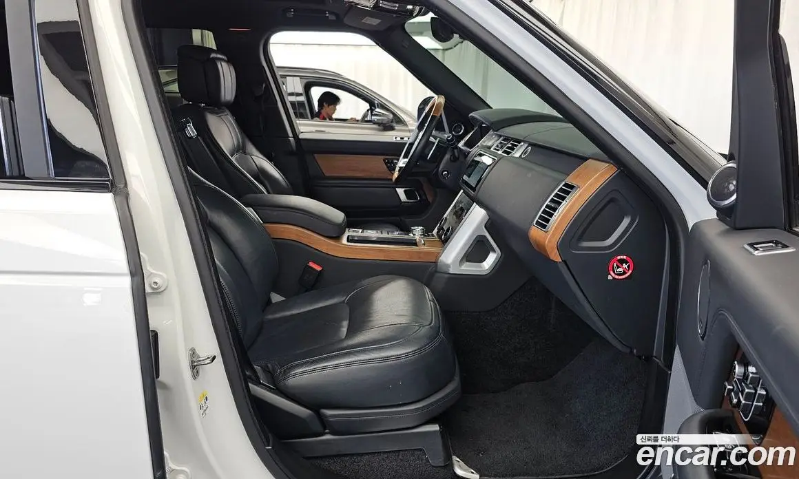 Land Rover Range Rover 2019 4.4 АКПП, фото 17