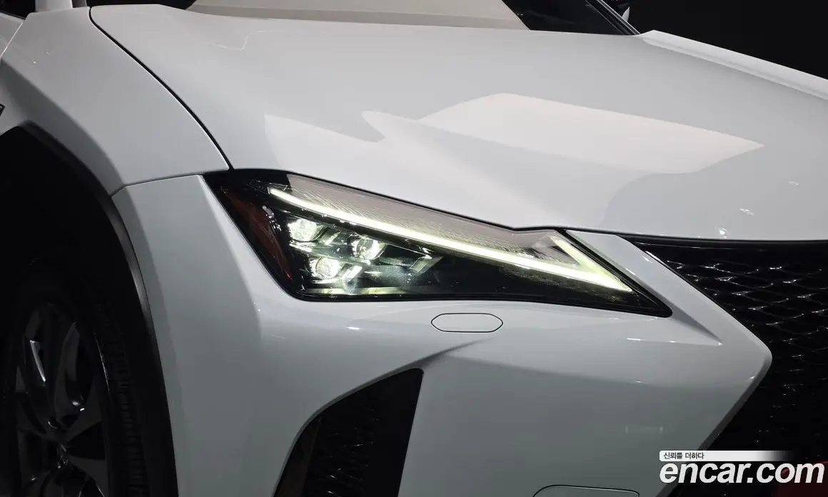 Lexus UX 2021 2.0 АКПП, фото 8 Lexus UX 2021 2.0 АКПП, фото 8