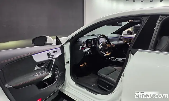 Mercedes-Benz CLA-Class 2022 2.0 АКПП, миниатюра 10
