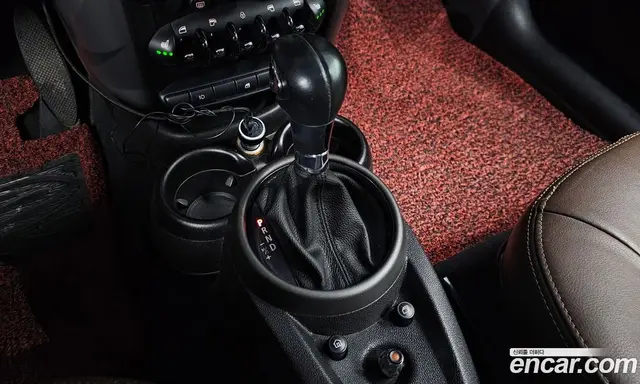 Mini Countryman 2012 2.0 АКПП, миниатюра 11