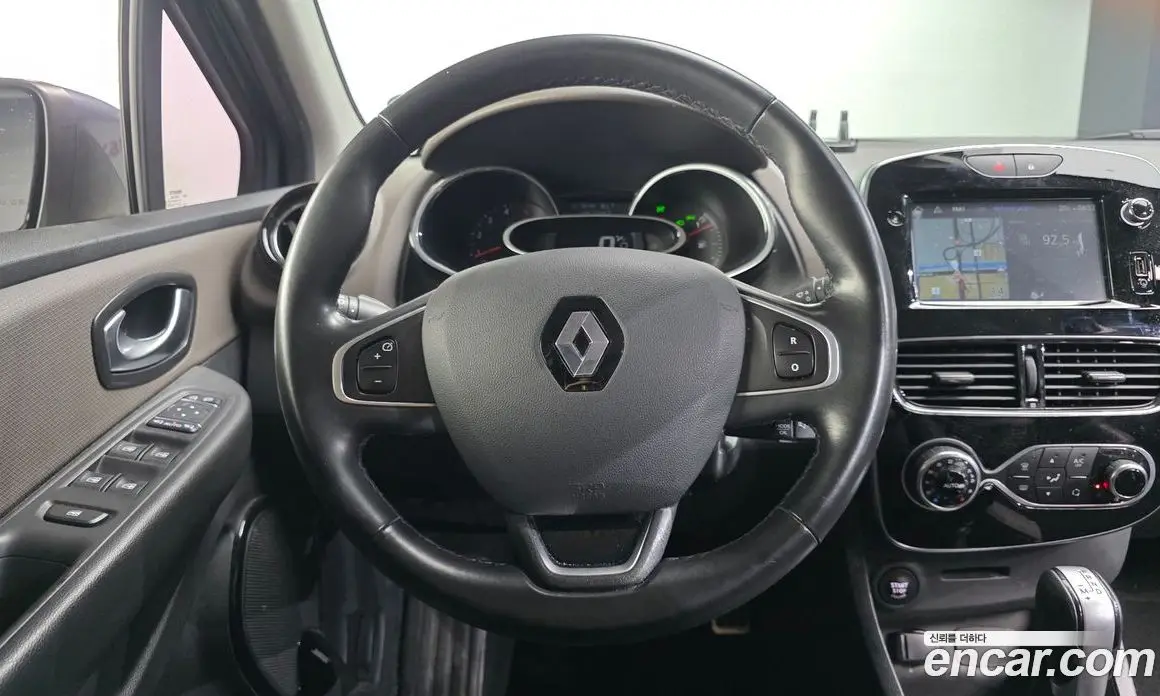 Renault (Samsung) Clio 2019 1.5 АКПП, фото 13