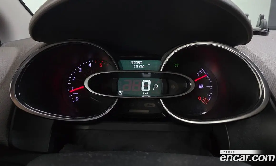 Renault (Samsung) Clio 2019 1.5 АКПП, фото 8