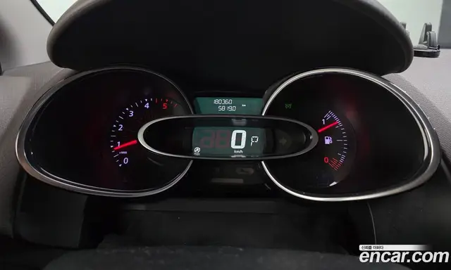 Renault (Samsung) Clio 2019 1.5 АКПП, миниатюра 8