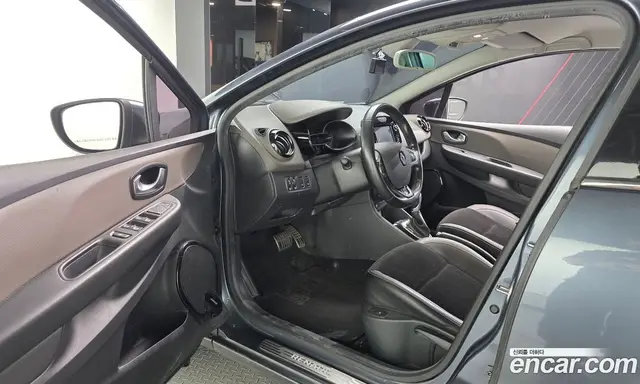 Renault (Samsung) Clio 2019 1.5 АКПП, миниатюра 10