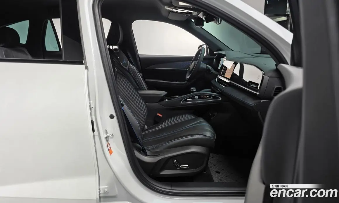 Renault (Samsung) Grand Koleos 2025 1.5 АКПП, фото 15