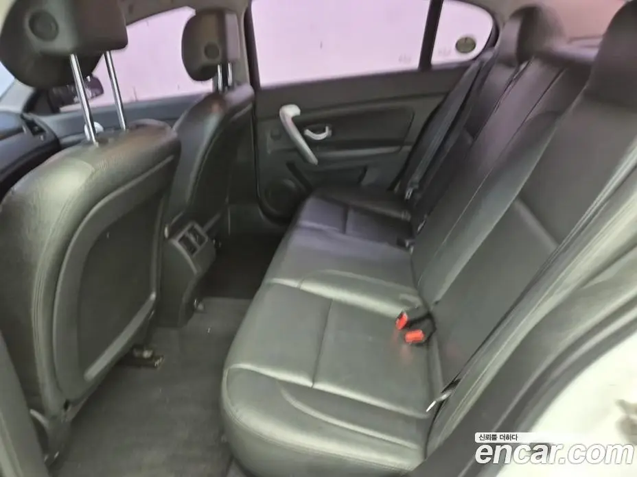 Renault (Samsung) SM5 2015 1.5 АКПП, фото 12 Renault (Samsung) SM5 2015 1.5 АКПП, фото 12