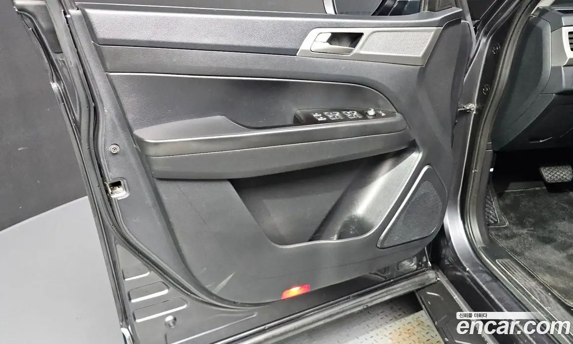 SsangYong Rexton 2019 2.2 АКПП, фото 14