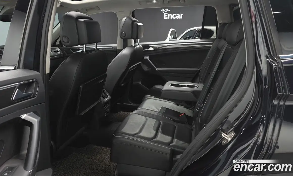 Volkswagen Tiguan 2018 2.0 АКПП, фото 11