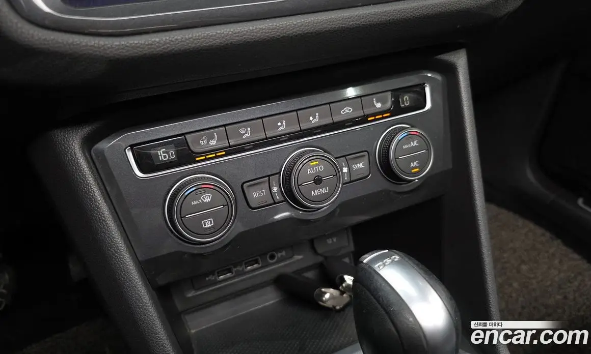 Volkswagen Tiguan 2018 2.0 АКПП, фото 17