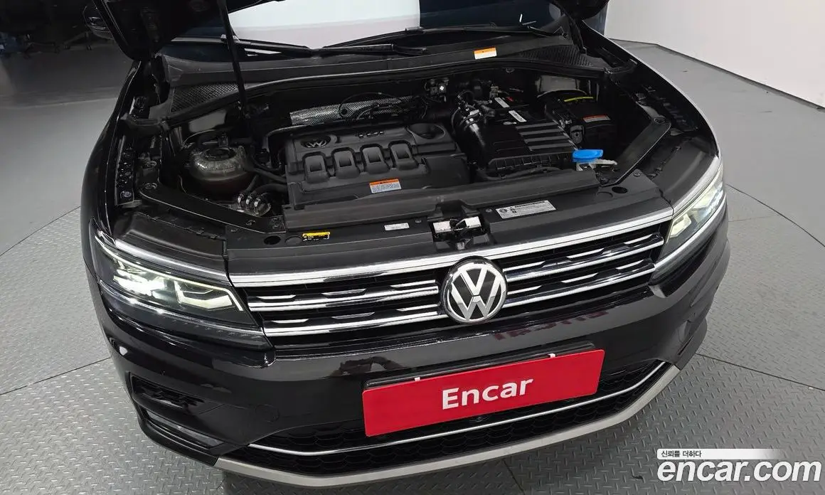 Volkswagen Tiguan 2018 2.0 АКПП, фото 6