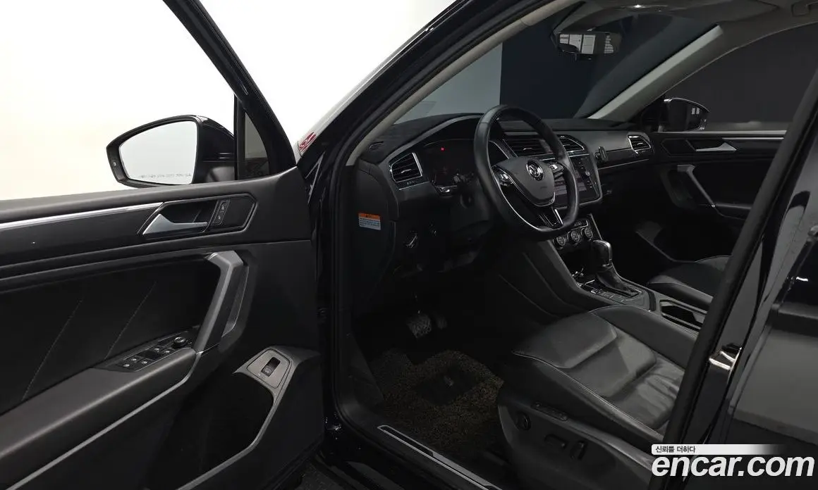 Volkswagen Tiguan 2018 2.0 АКПП, фото 10