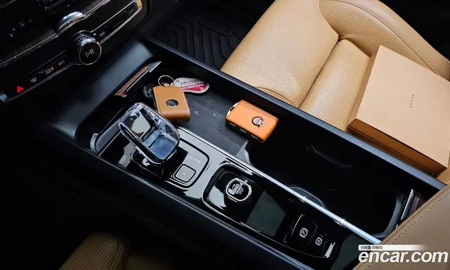 Volvo XC60 2024 2.0 АКПП, миниатюра 11