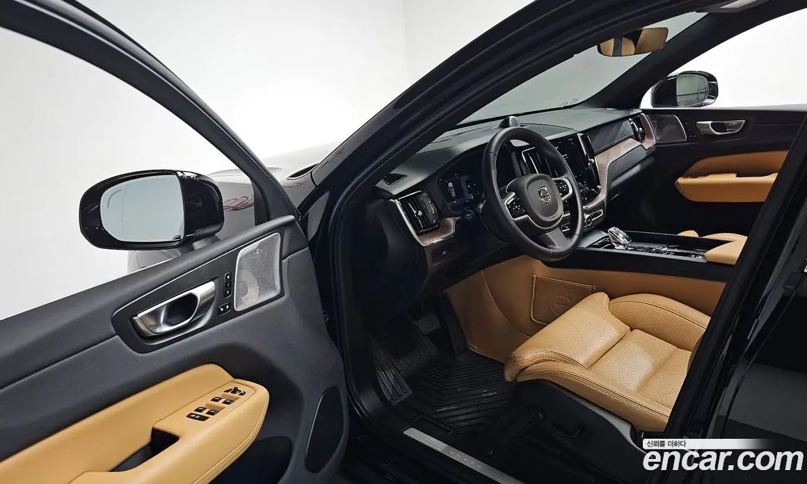 Volvo XC60 2024 2.0 АКПП, фото 12