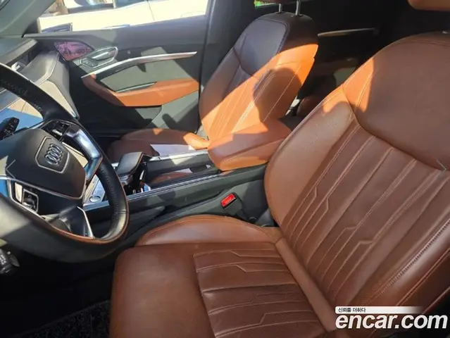 Audi e-tron 2020 АКПП, миниатюра 11