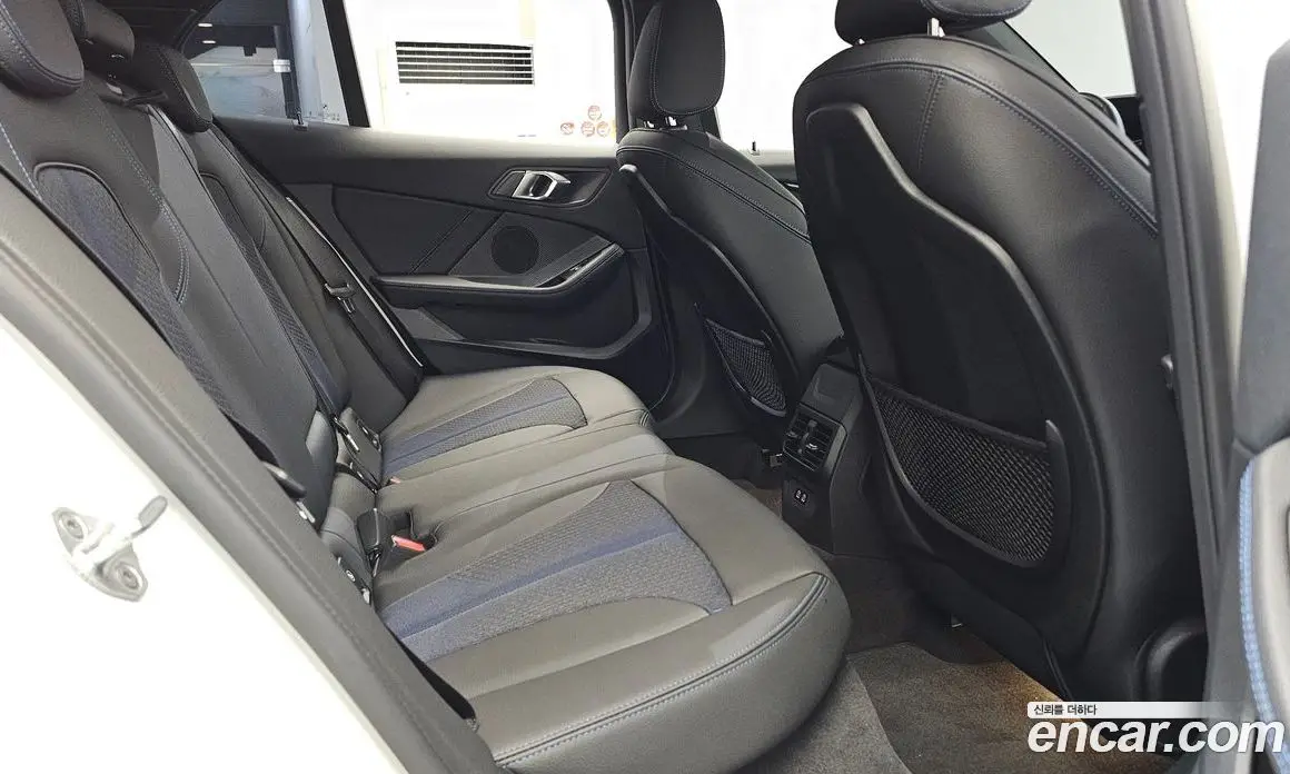 BMW 1 серия 2023 2.0 АКПП, фото 17