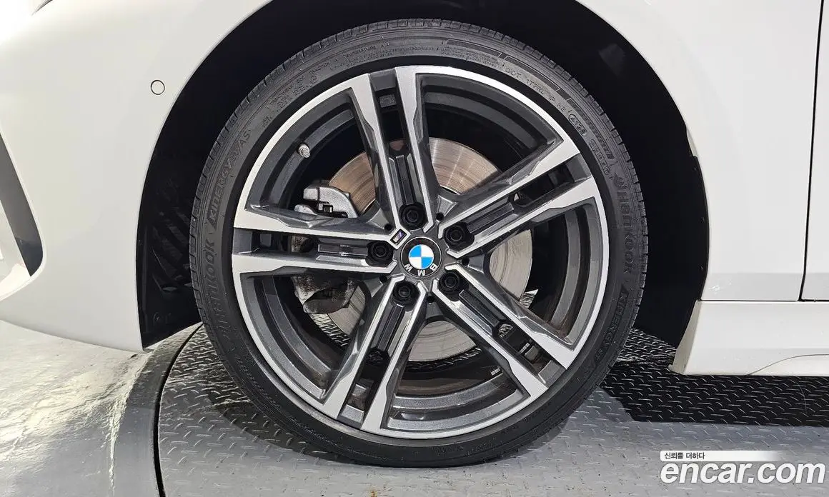 BMW 1 серия 2023 2.0 АКПП, фото 5