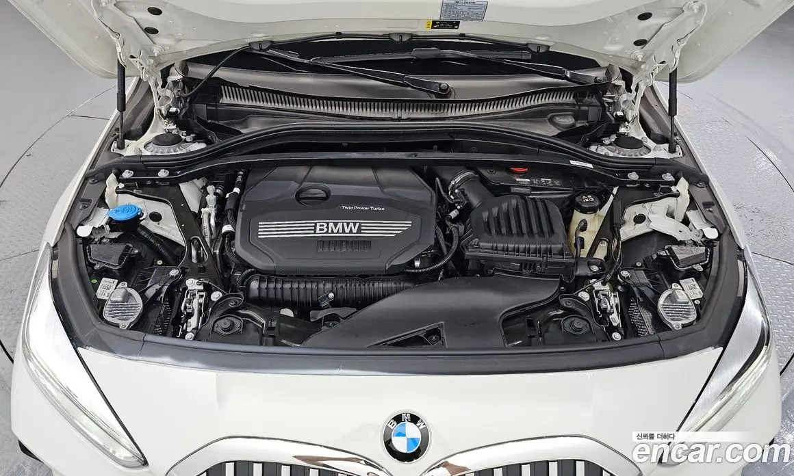 BMW 1 серия 2023 2.0 АКПП, фото 6