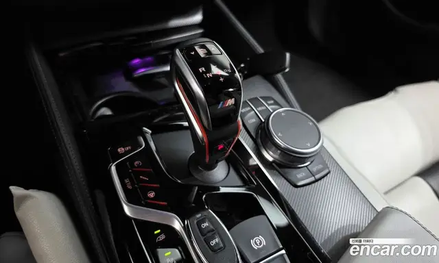 BMW M5 2018 4.4 АКПП, миниатюра 9