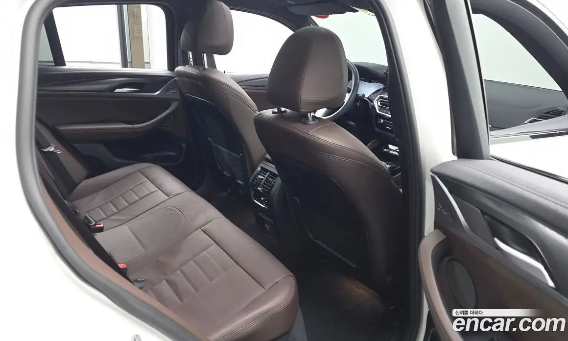 BMW X4 2025 2.0 АКПП, фото 12