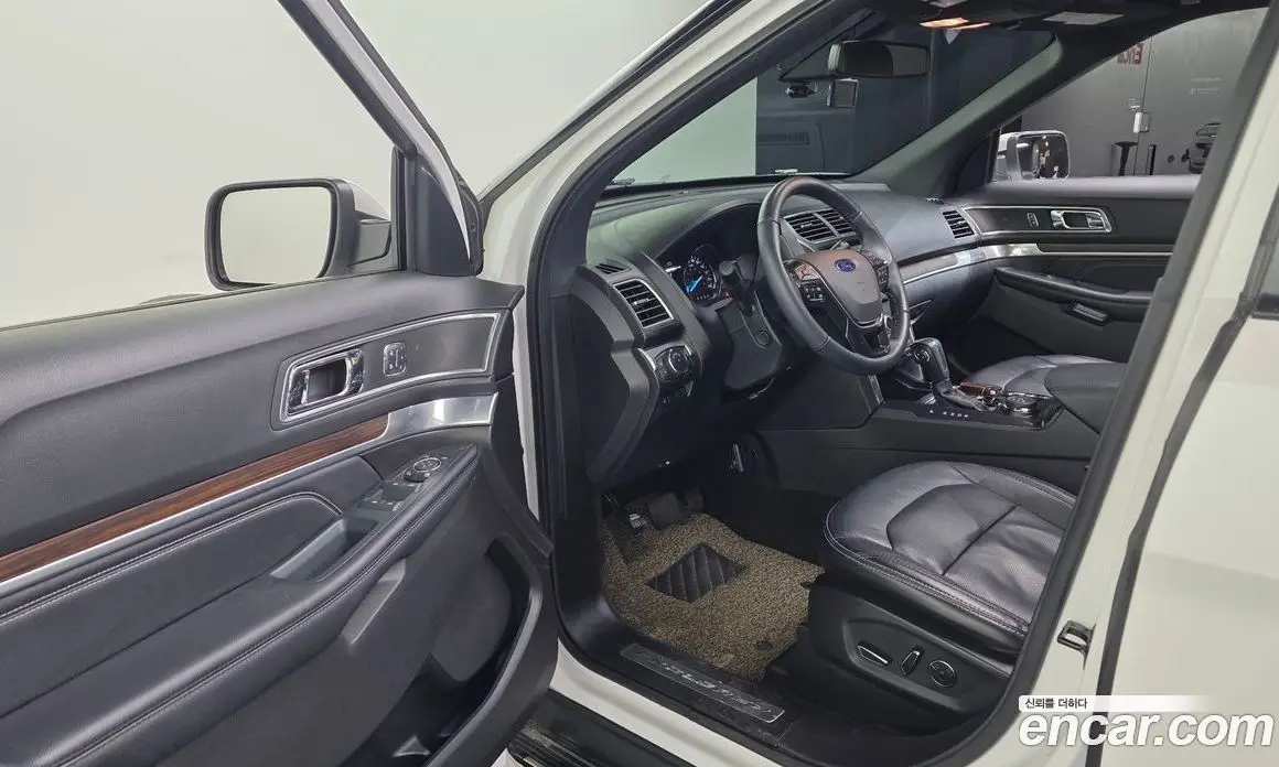 Ford Explorer 2018 3.5 АКПП, фото 12