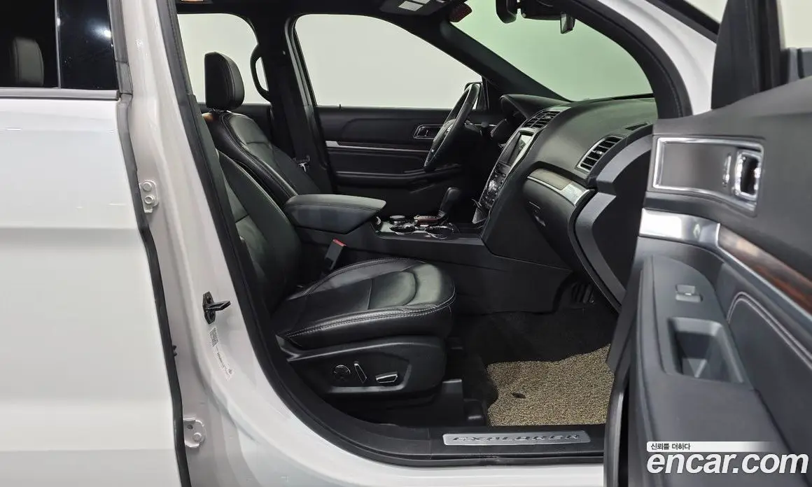 Ford Explorer 2018 3.5 АКПП, фото 15