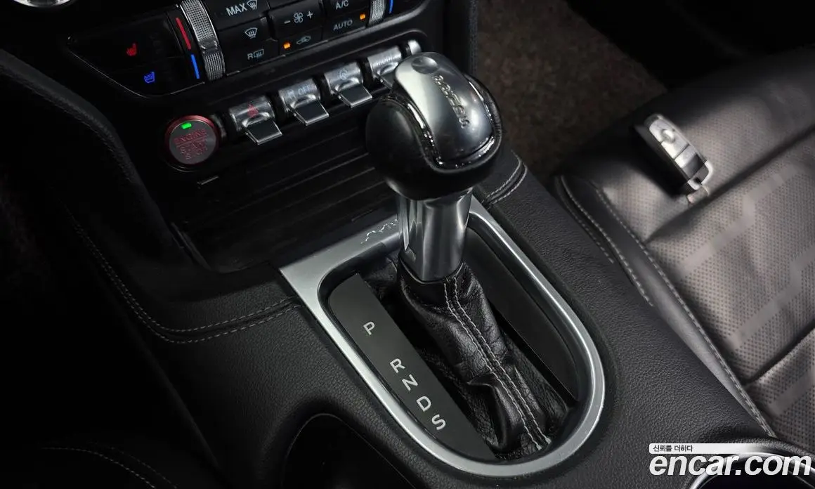 Ford Mustang 2019 2.3 АКПП, фото 9