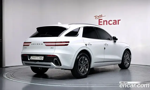 Genesis GV70, 2023, 44 445 км